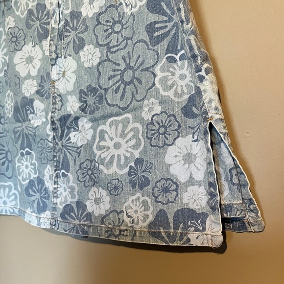 Liz Claiborne Floral Denim Skort Size 16 Petite - Picture 4 of 7